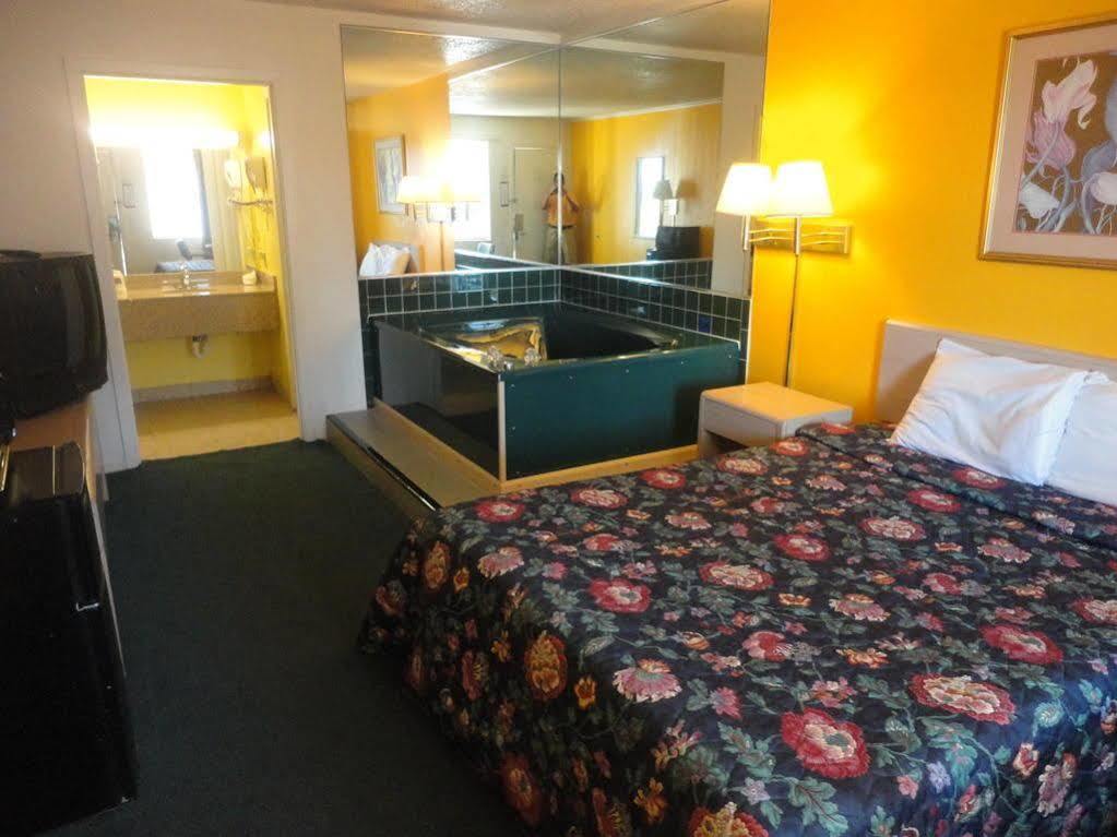 Fairway Inn Bluffton Екстериор снимка