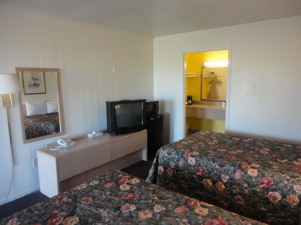 Fairway Inn Bluffton Стая снимка