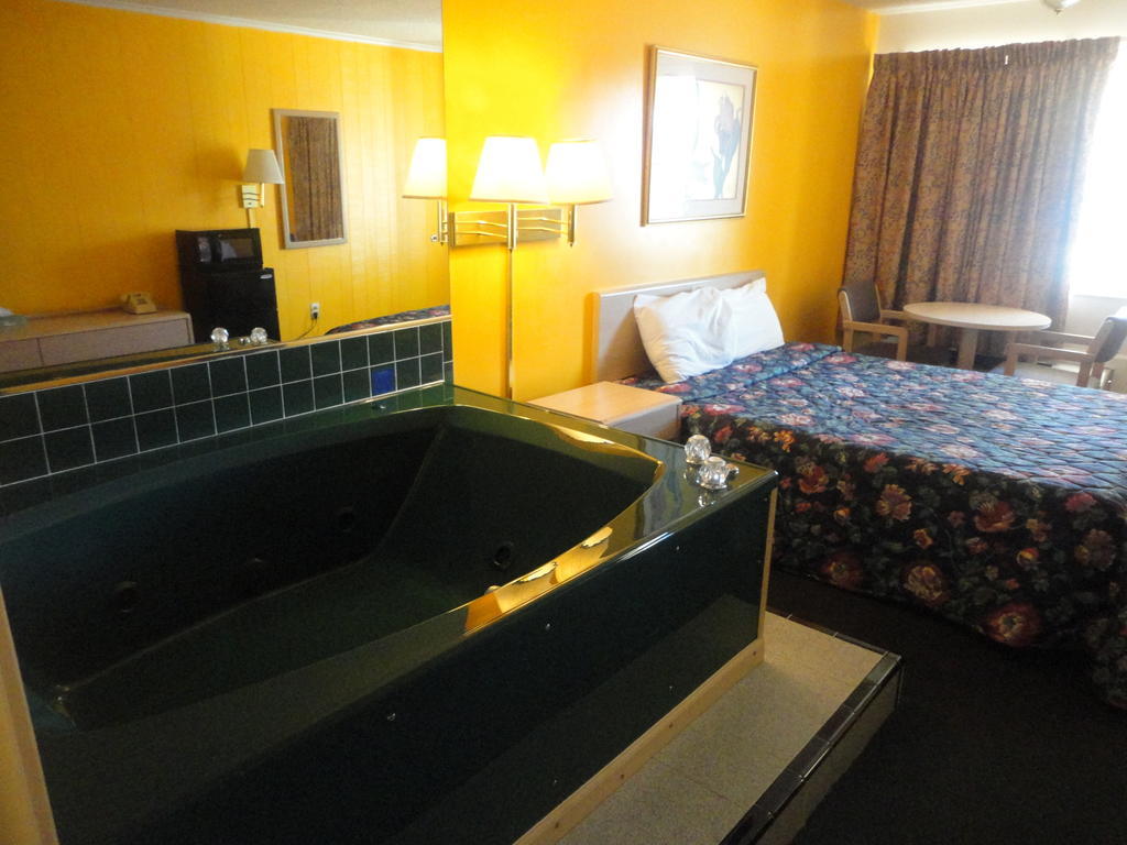 Fairway Inn Bluffton Екстериор снимка